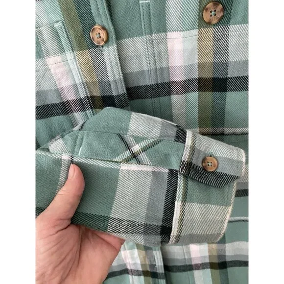 Stio Women’s Size large plaid Heavy flannel unlined jacket - Picture 3 of 11